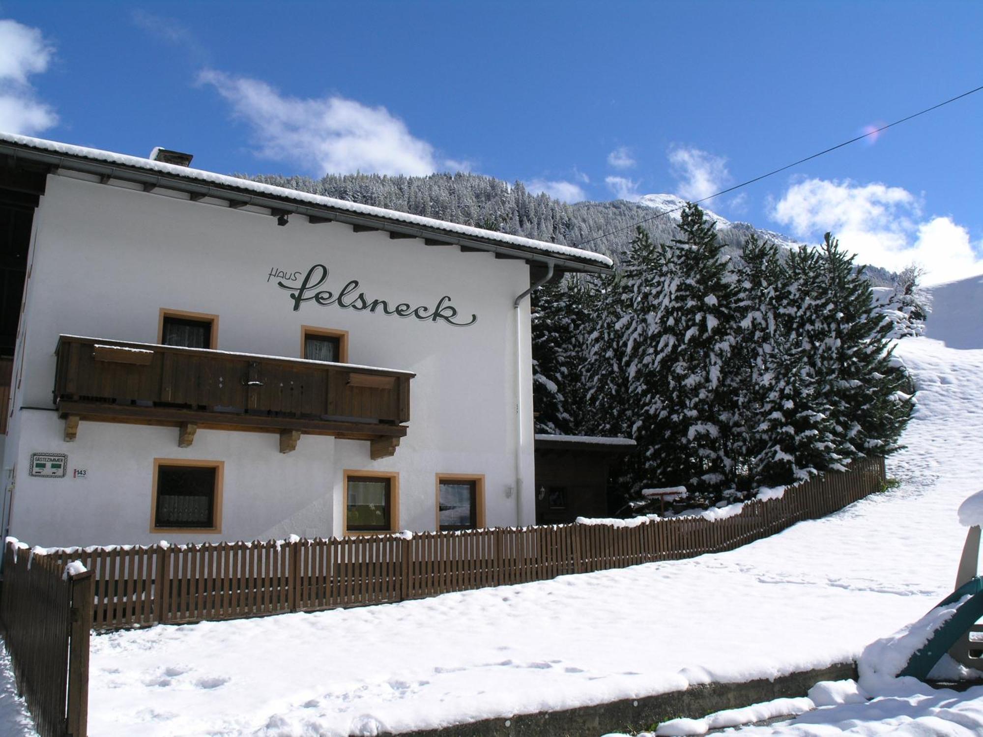 Haus Felsneck Acomodação com café da manhã Sölden Exterior foto