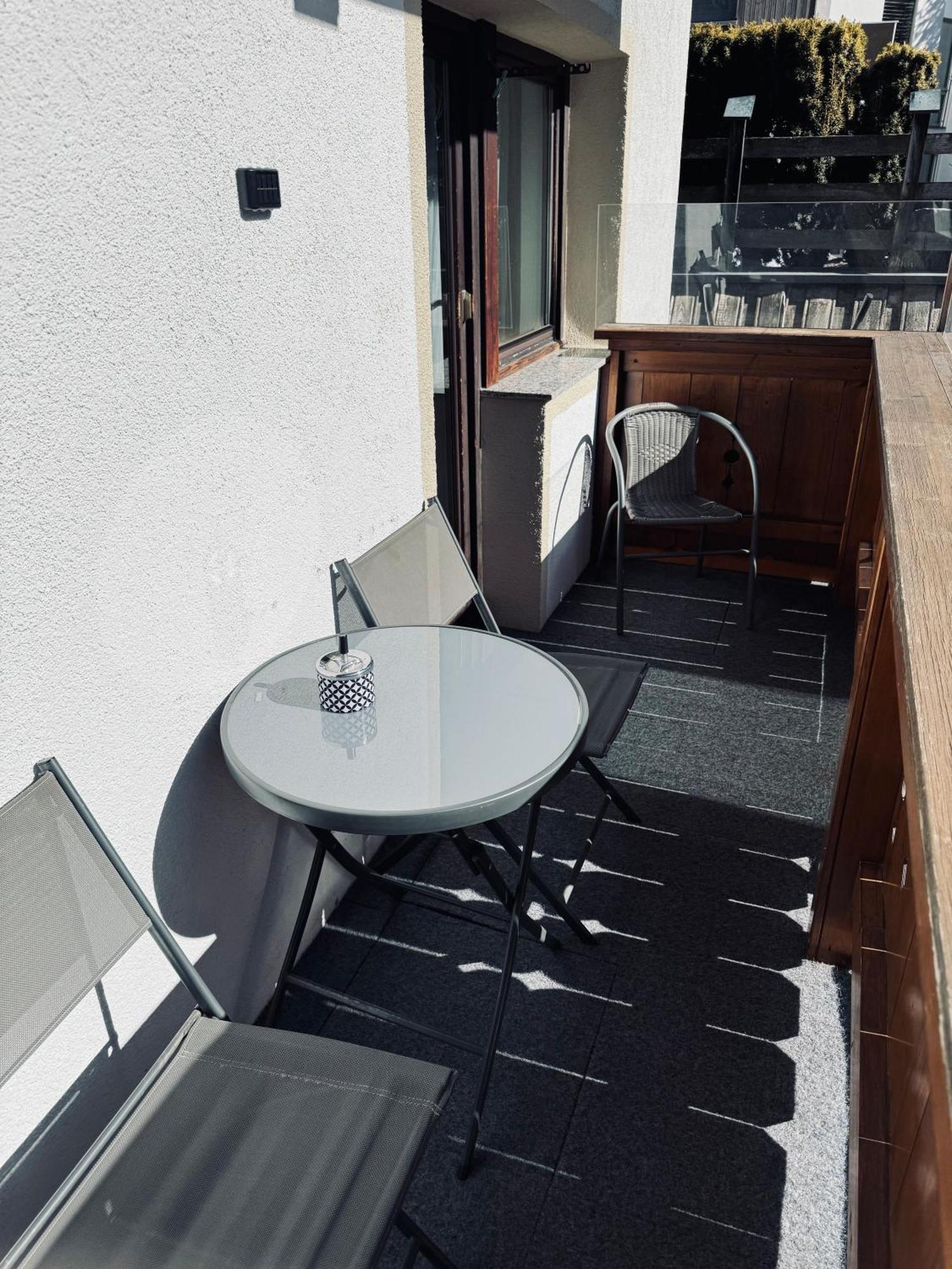 Haus Felsneck Acomodação com café da manhã Sölden Exterior foto